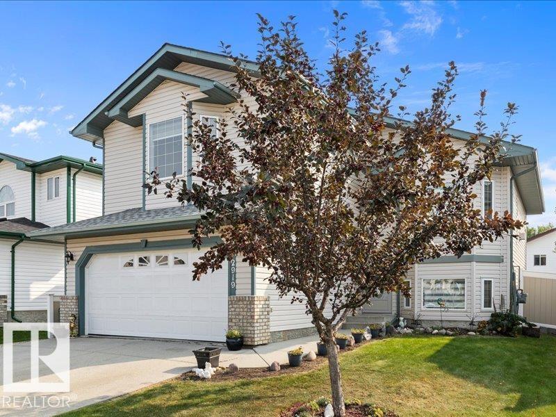 2919 151a Av Nw, Edmonton, Alberta  T5Y 2Y5 - Photo 2 - E4455871
