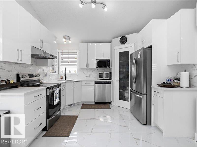 2919 151a Av Nw, Edmonton, Alberta  T5Y 2Y5 - Photo 10 - E4455871