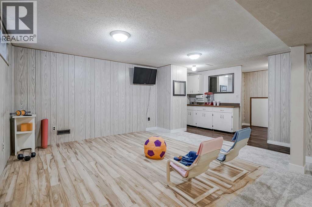 10520 Mapleridge Crescent Se, Calgary, Alberta  T2J 1Y7 - Photo 34 - A2258153