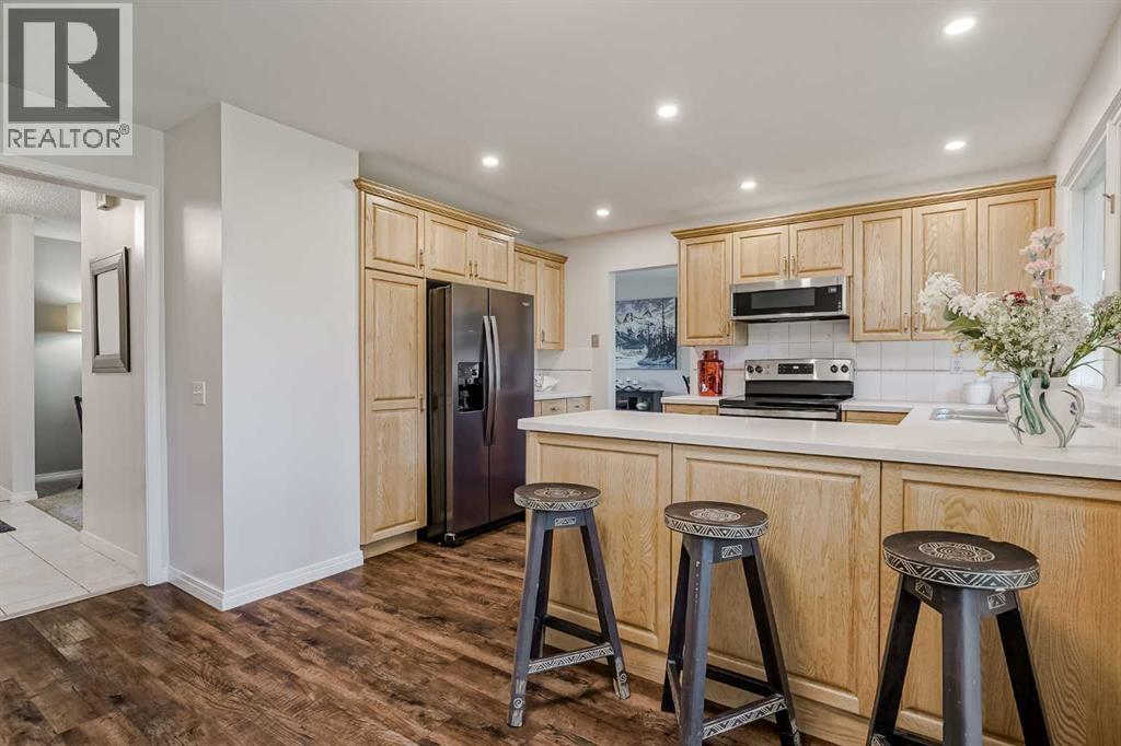 10520 Mapleridge Crescent Se, Calgary, Alberta  T2J 1Y7 - Photo 13 - A2258153