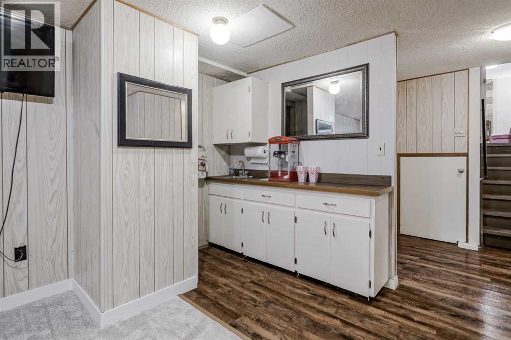 10520 Mapleridge Crescent Se, Calgary, Alberta  T2J 1Y7 - Photo 35 - A2258153