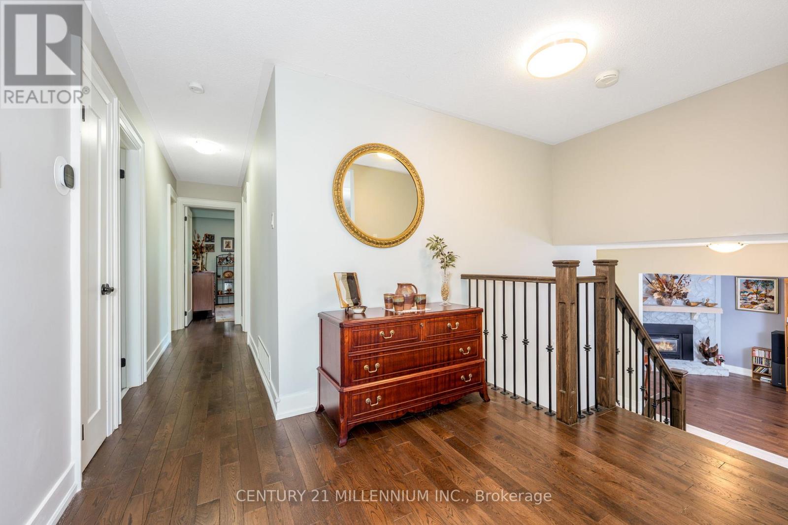 27 Hillside Drive, Halton Hills, Ontario  L7G 4W2 - Photo 17 - W12437331