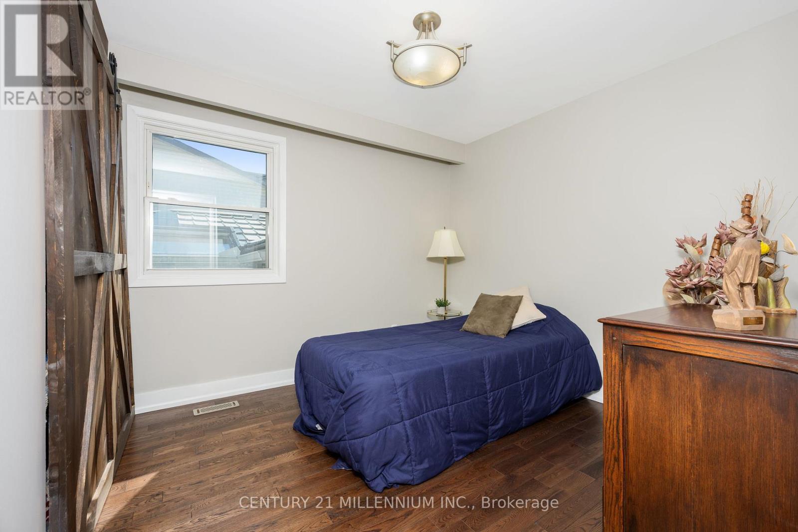 27 Hillside Drive, Halton Hills, Ontario  L7G 4W2 - Photo 21 - W12437331