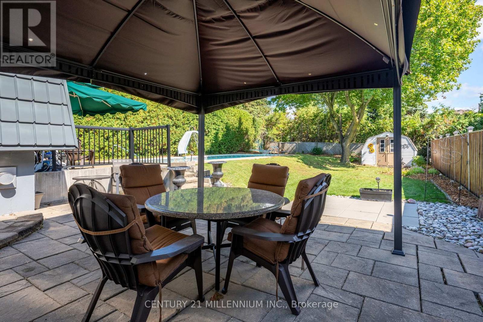 27 Hillside Drive, Halton Hills, Ontario  L7G 4W2 - Photo 31 - W12437331
