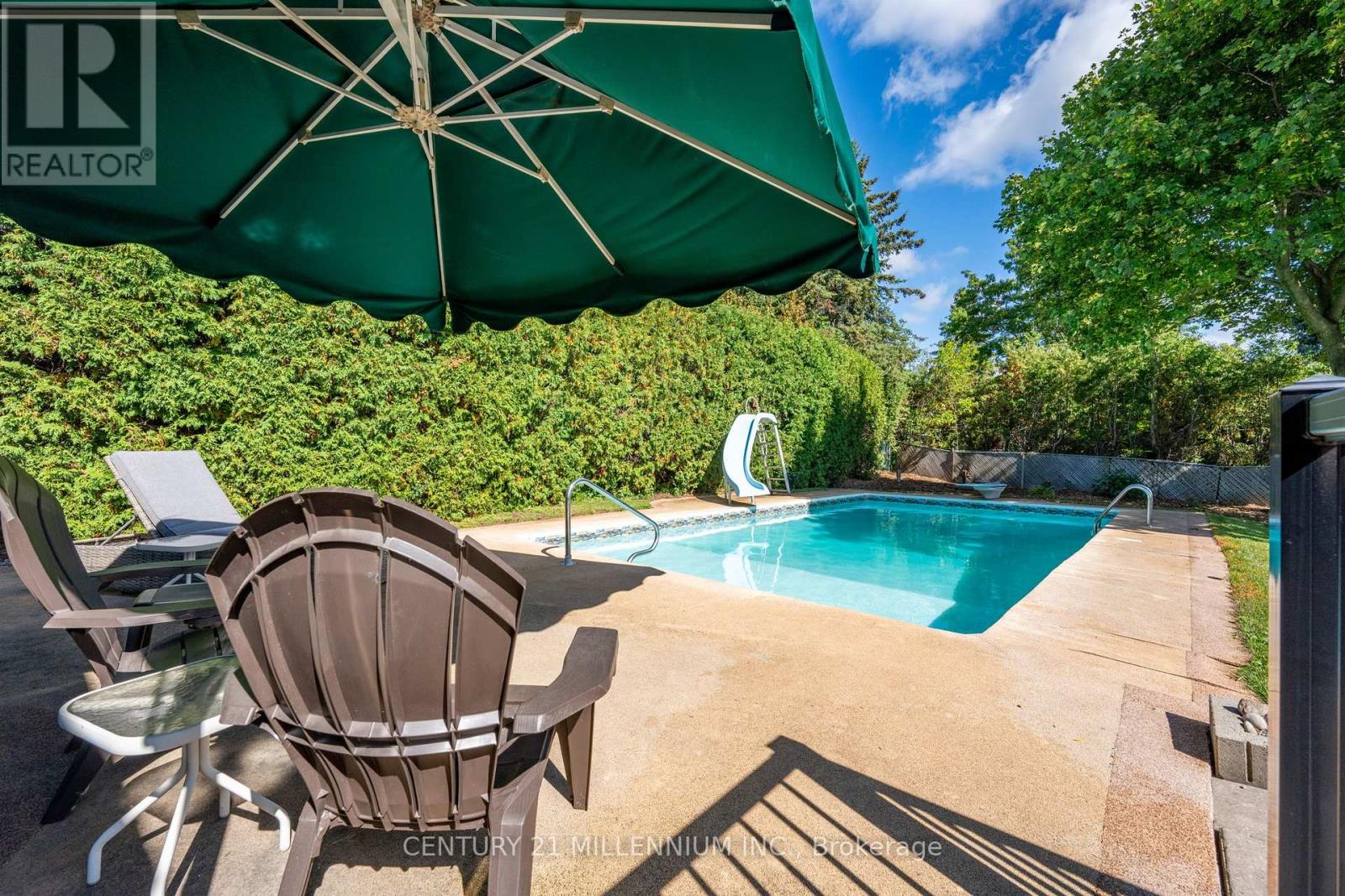 27 Hillside Drive, Halton Hills, Ontario  L7G 4W2 - Photo 30 - W12437331