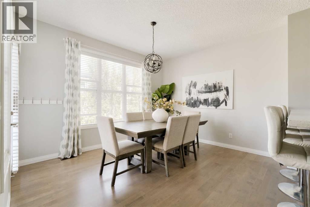49 Sunset Manor, Cochrane, Alberta  T4C 0N3 - Photo 6 - A2261620