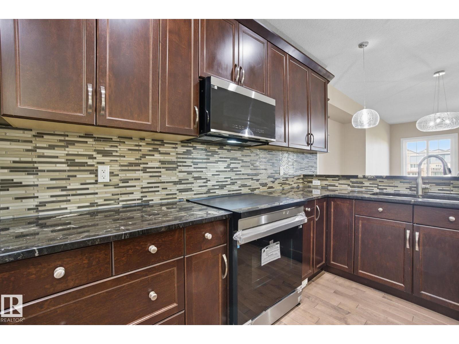 9216 181 Av Nw, Edmonton, Alberta  T5Z 0K1 - Photo 10 - E4460516