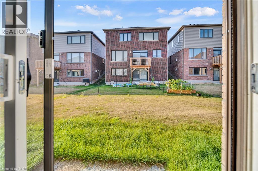 22 Thomas Gemmell Road, Ayr, Ontario  N0B 1E0 - Photo 41 - 40775940