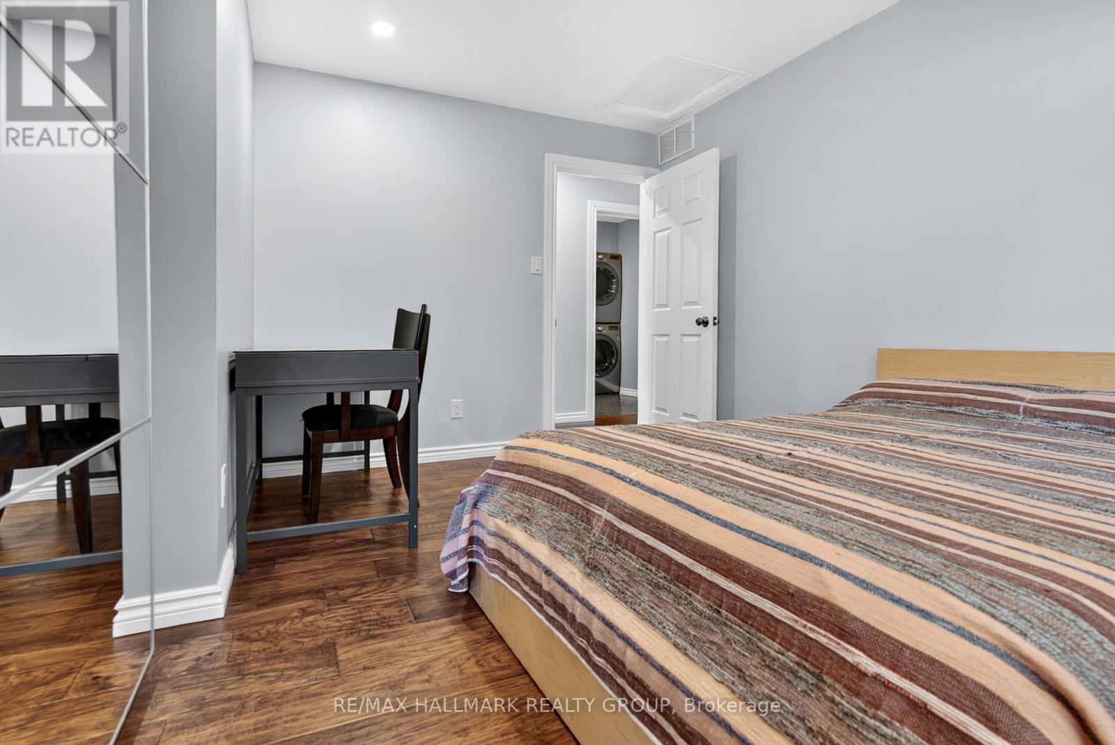 1354 Gaultois Avenue, Ottawa, Ontario  K1C 3G6 - Photo 15 - X12439327
