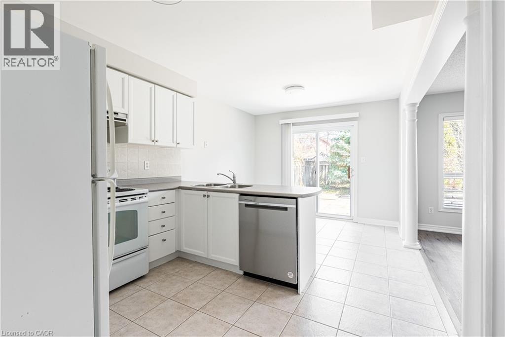2529 Longridge Crescent, Oakville, Ontario  L6H 6S2 - Photo 5 - 40766258
