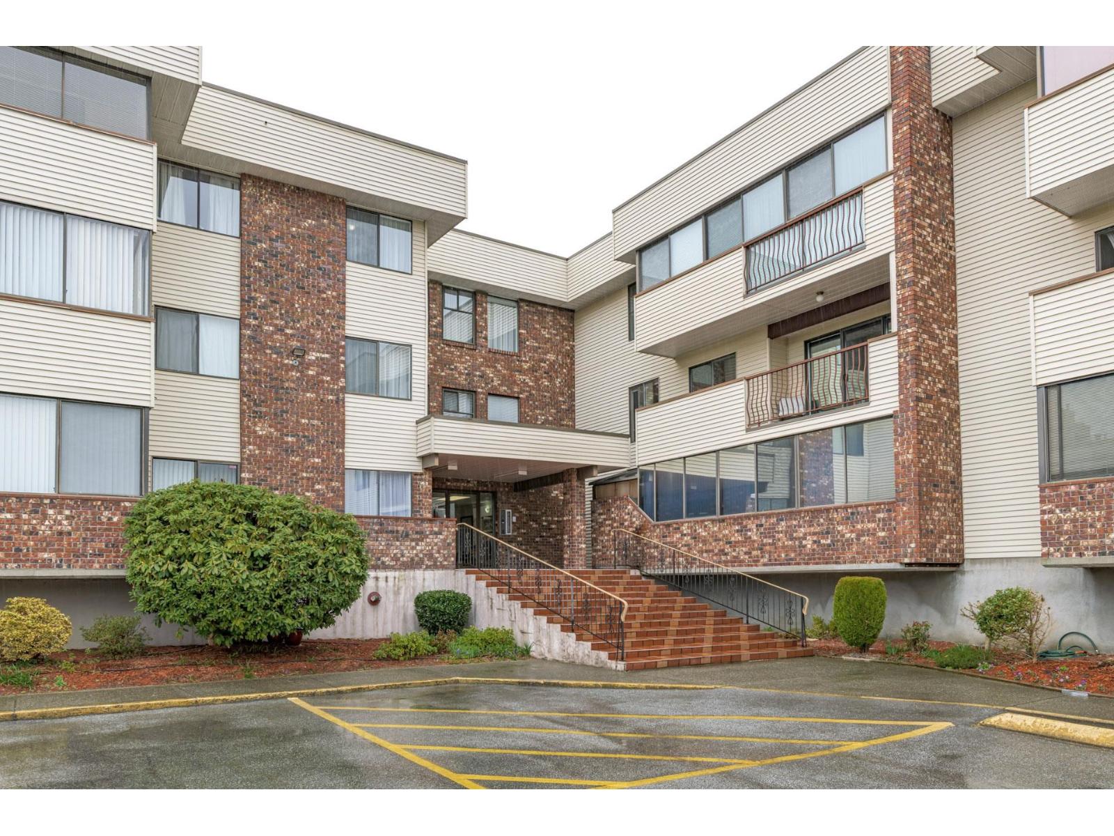 203 33369 OLD YALE ROAD, Abbotsford, British Columbia
