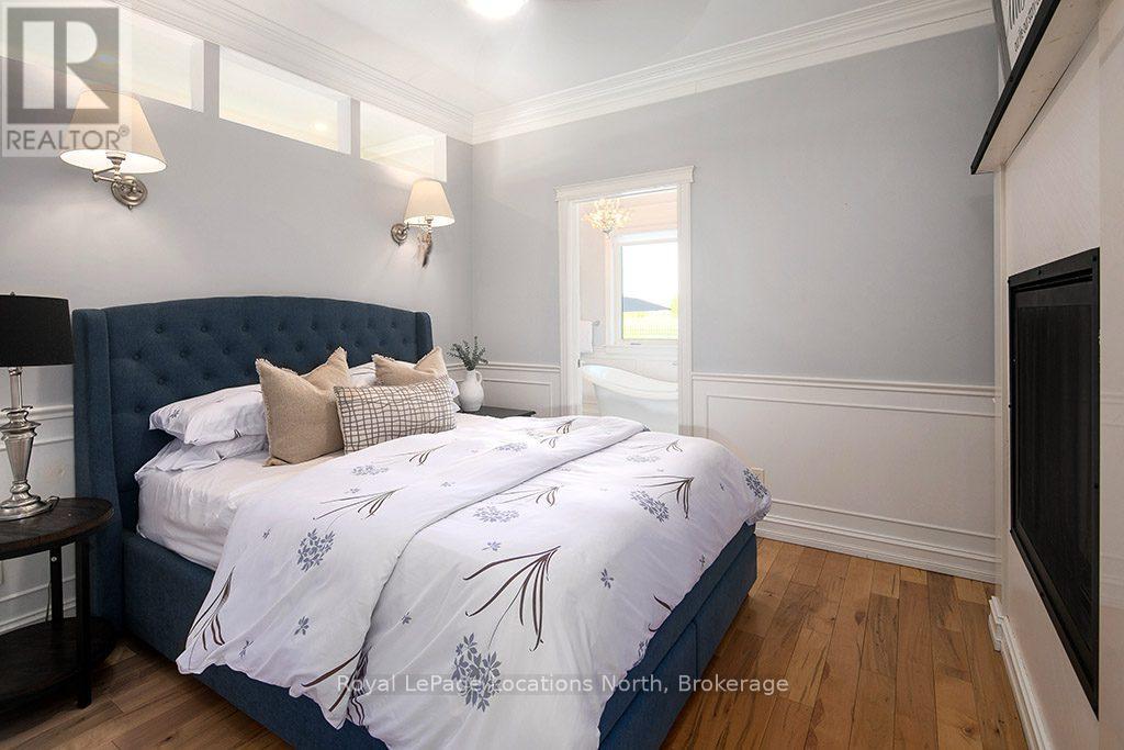 37 Grayview Drive, Grey Highlands, Ontario  N0C 1H0 - Photo 22 - X12441401