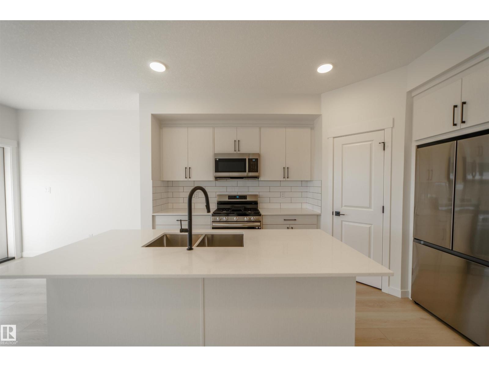 1303 Podersky Wd Sw, Edmonton, Alberta  T6W 5E4 - Photo 6 - E4455378