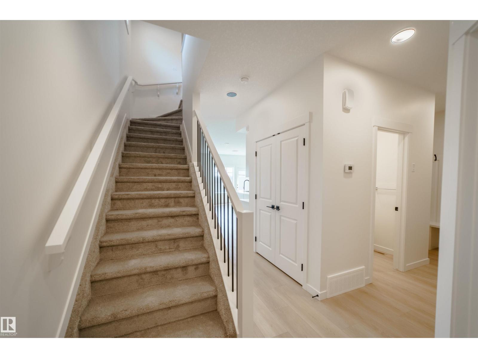 1303 Podersky Wd Sw, Edmonton, Alberta  T6W 5E4 - Photo 20 - E4455378