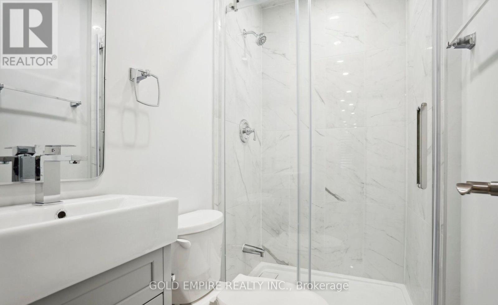 396 Hudson Drive, London East, Ontario  N5V 1E6 - Photo 11 - X12441422