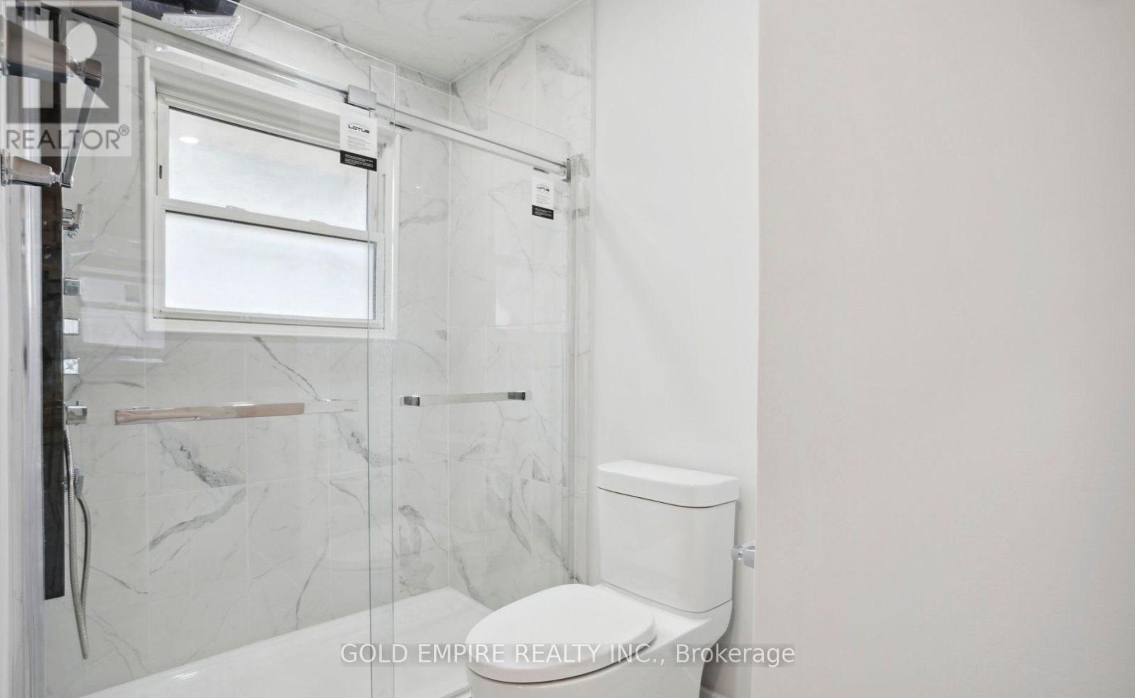 396 Hudson Drive, London East, Ontario  N5V 1E6 - Photo 9 - X12441422