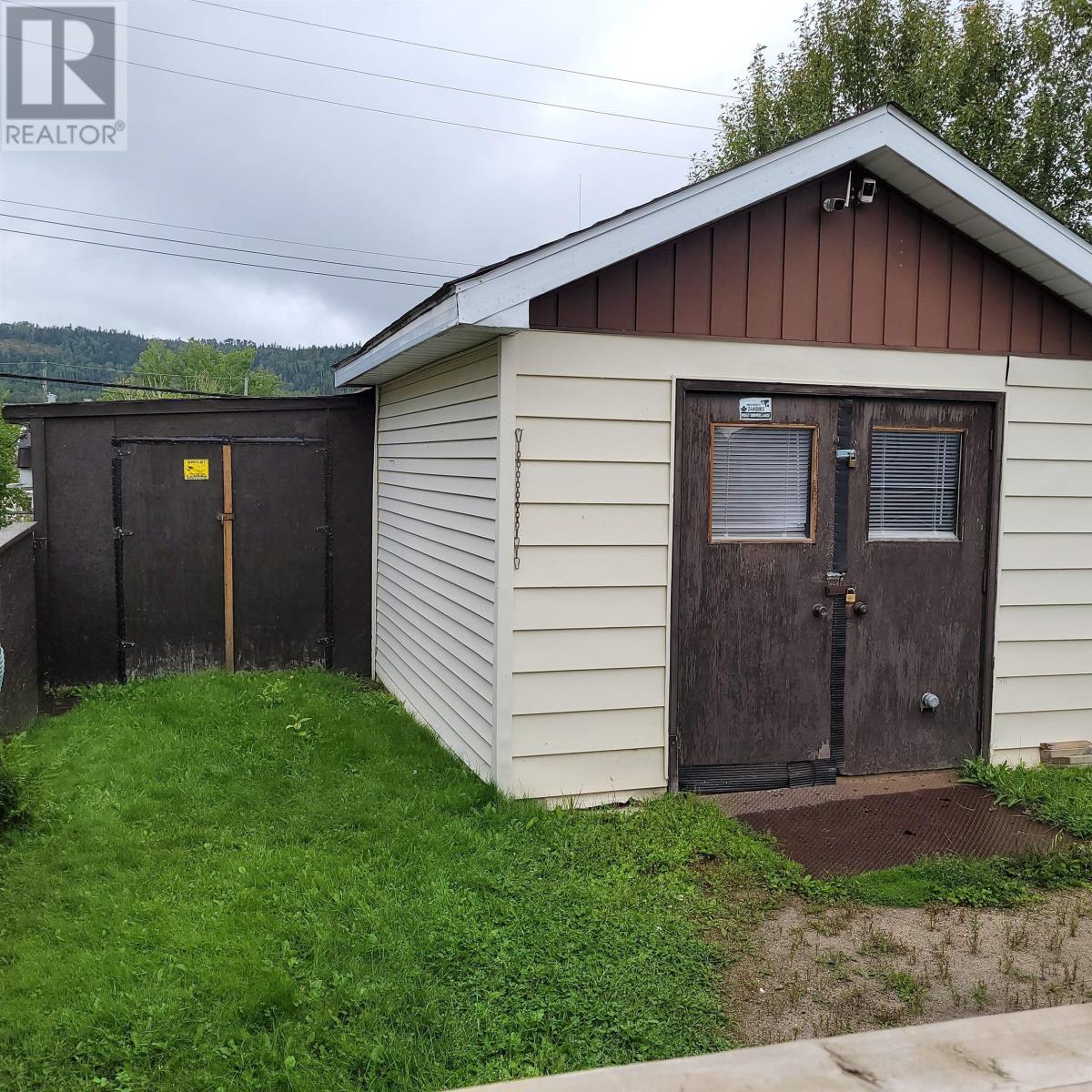 25 Manitou Road, Manitouwadge, Ontario  P0T 2C0 - Photo 36 - TB252653