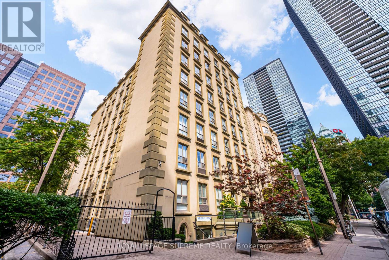 607 - 80 CHARLES STREET E, Toronto, Ontario