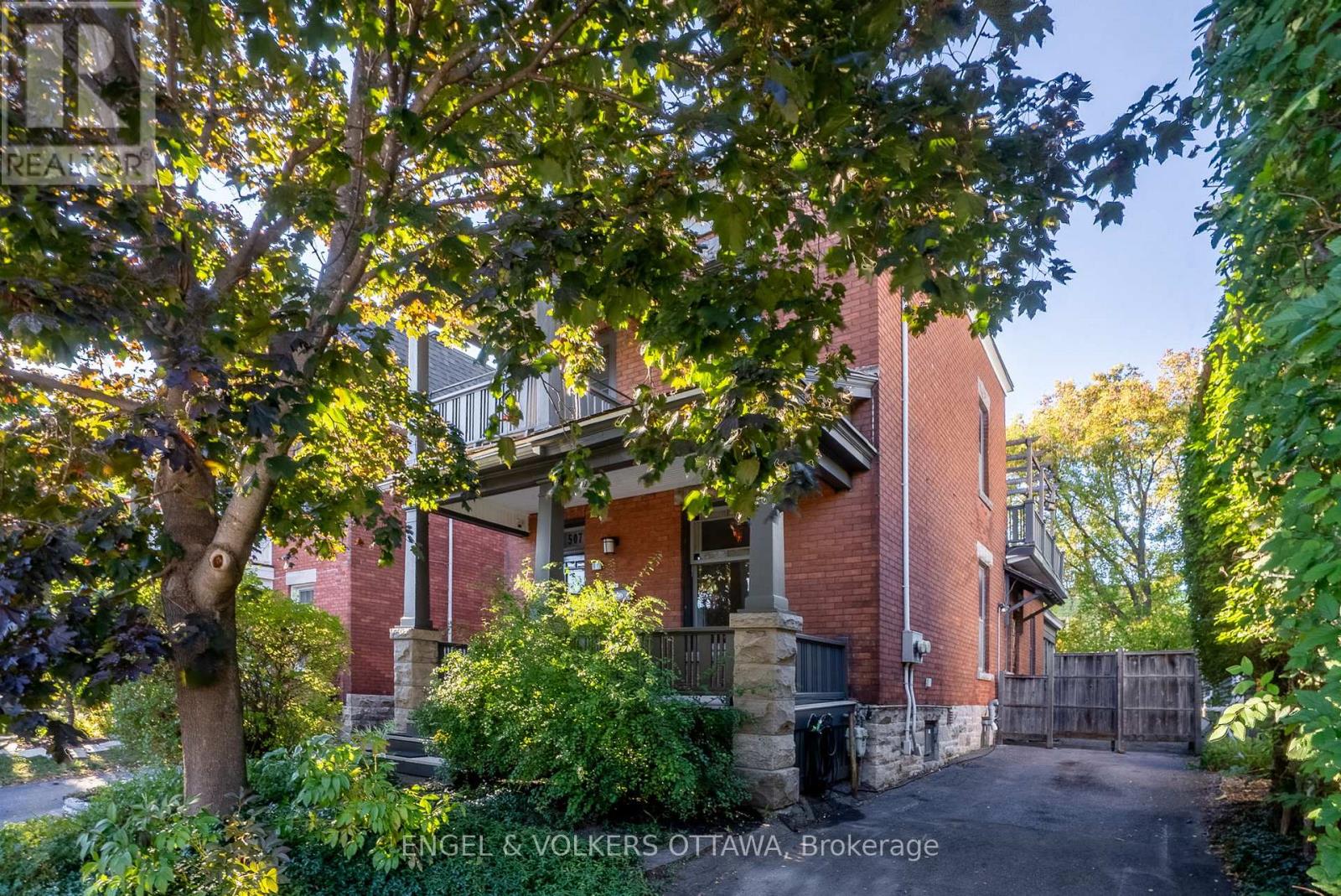 507 MCLEOD STREET, Ottawa, Ontario