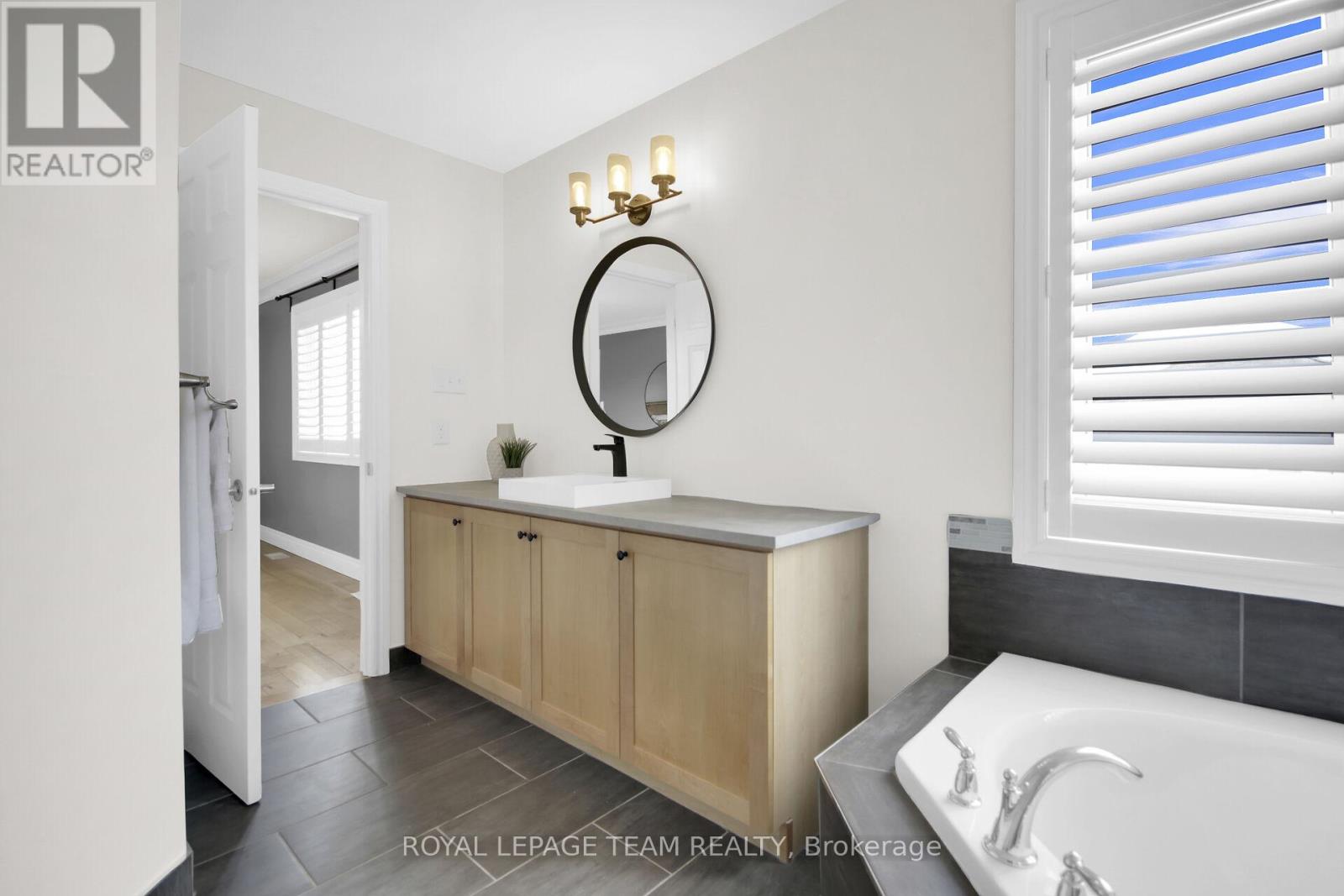 3516 Cambrian Road, Ottawa, Ontario  K2J 0V1 - Photo 24 - X12441437