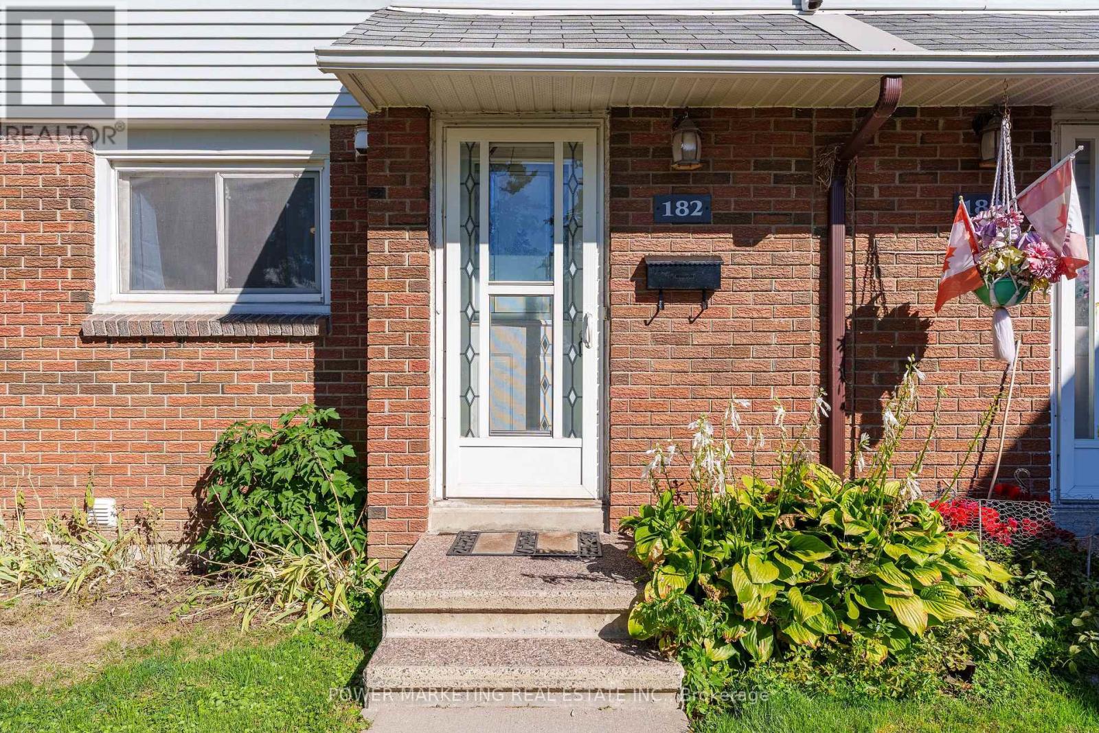 182 - 1045 Morrison Drive, Ottawa, Ontario  K2H 7L2 - Photo 2 - X12441438
