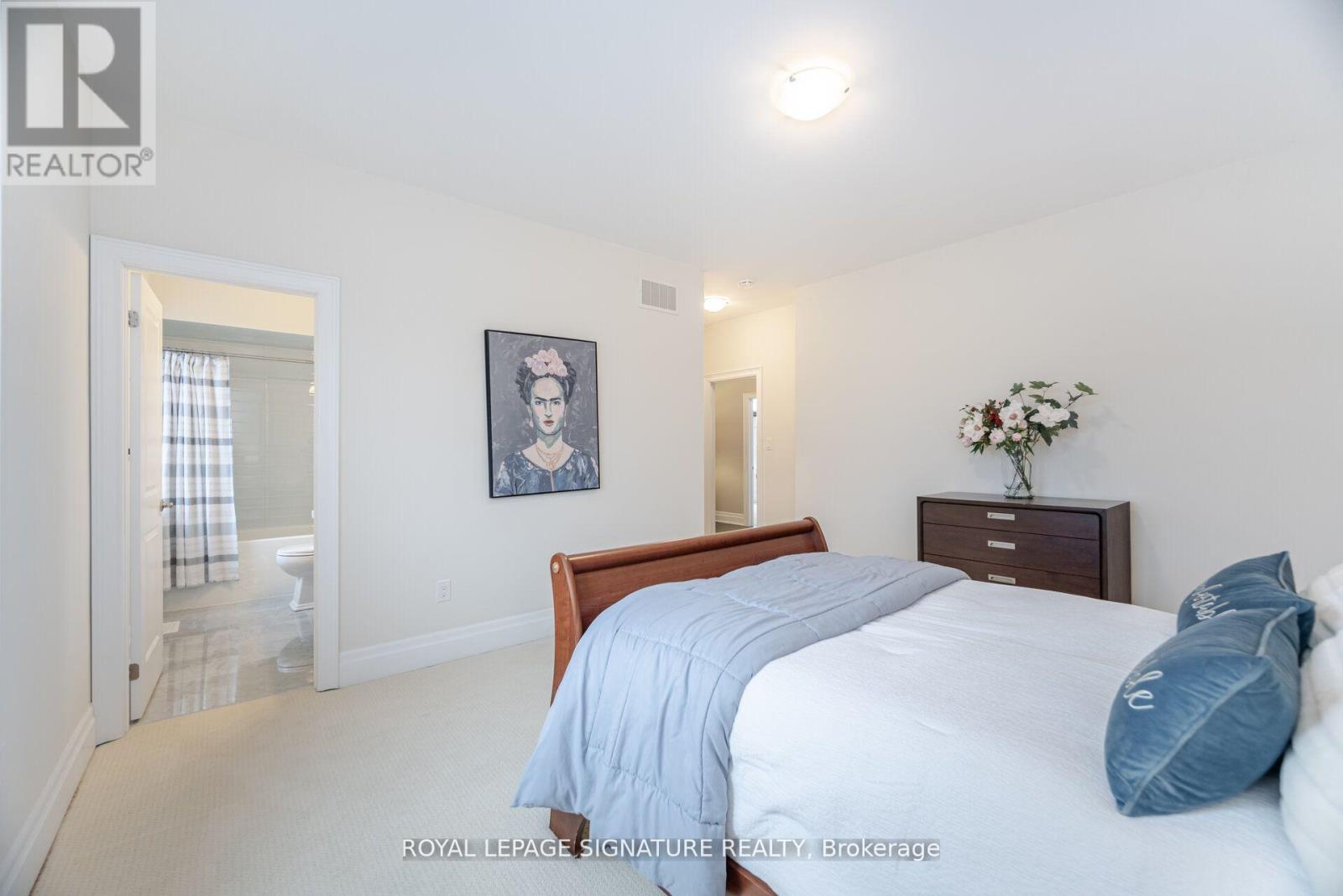 404 Ellen Davidson Drive, Oakville, Ontario  L6M 0Y7 - Photo 31 - W12314548