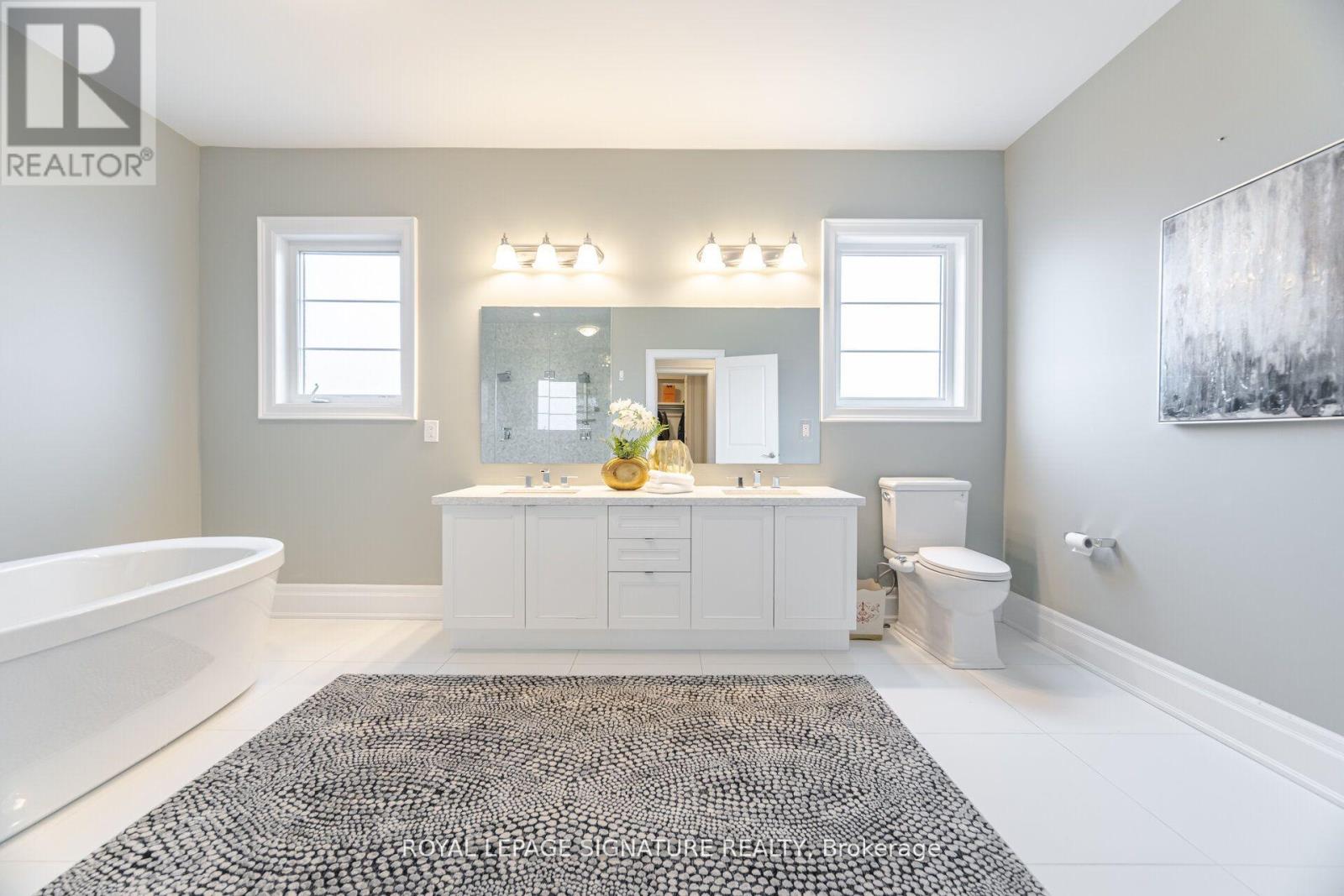 404 Ellen Davidson Drive, Oakville, Ontario  L6M 0Y7 - Photo 24 - W12314548