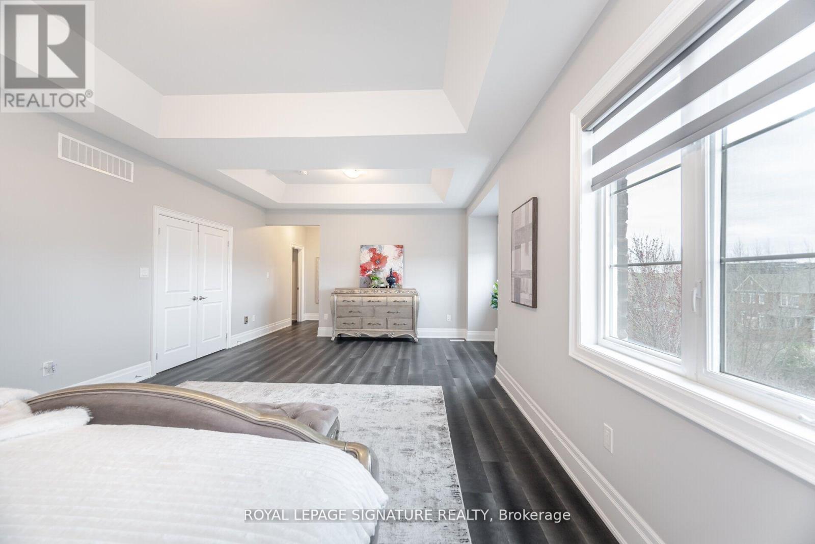 404 Ellen Davidson Drive, Oakville, Ontario  L6M 0Y7 - Photo 23 - W12314548