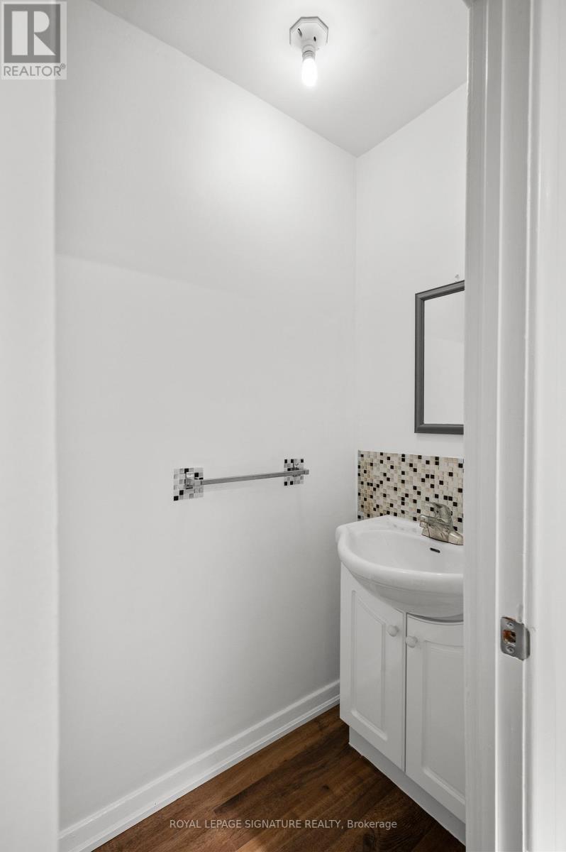 2nd Floor - 1138 Eglinton Avenue W, Toronto, Ontario  M6C 2E2 - Photo 12 - C12441285