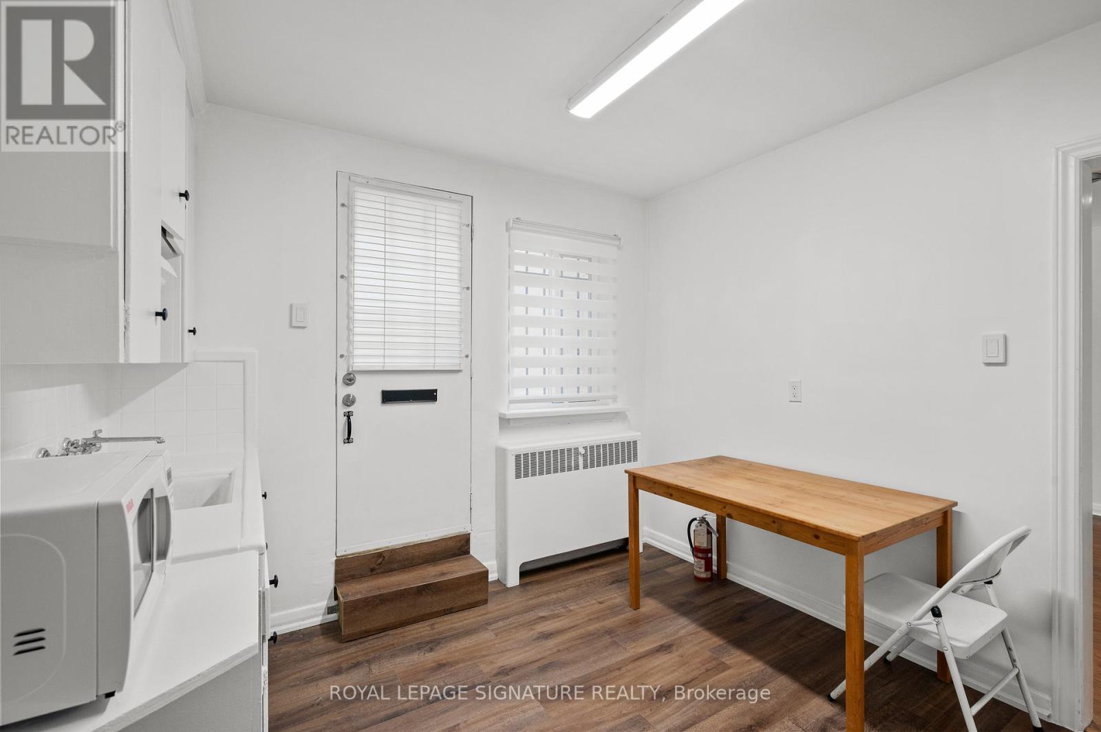 2nd Floor - 1138 Eglinton Avenue W, Toronto, Ontario  M6C 2E2 - Photo 14 - C12441285