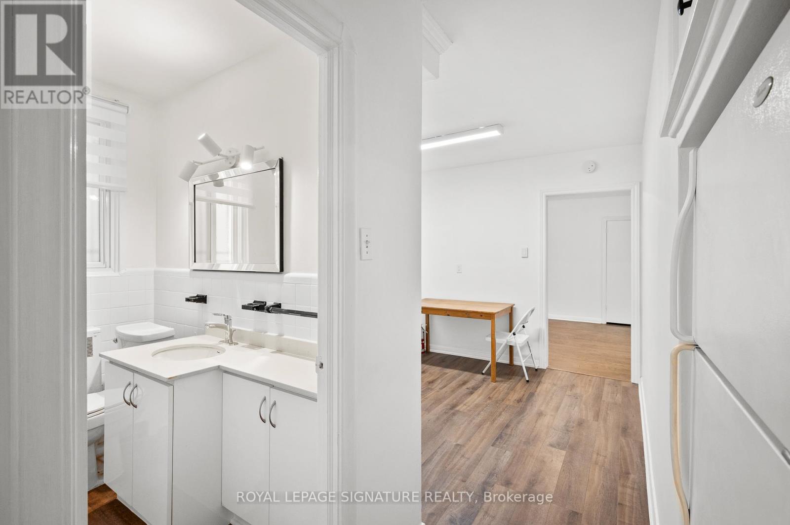 2nd Floor - 1138 Eglinton Avenue W, Toronto, Ontario  M6C 2E2 - Photo 26 - C12441285