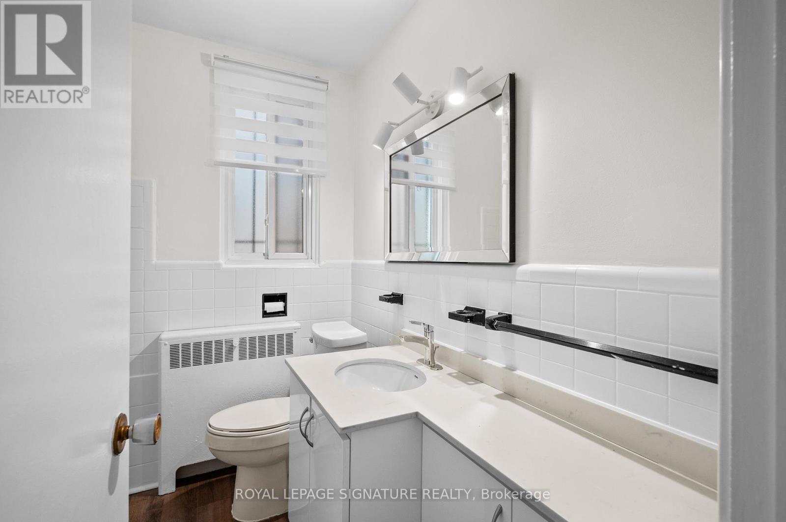 2nd Floor - 1138 Eglinton Avenue W, Toronto, Ontario  M6C 2E2 - Photo 27 - C12441285