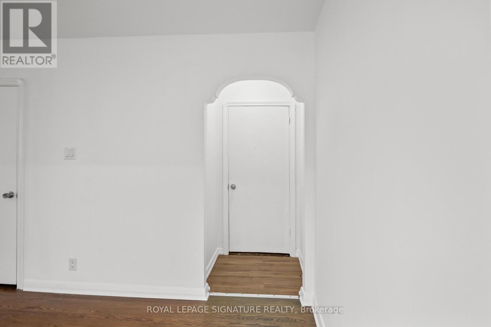 2nd Floor - 1138 Eglinton Avenue W, Toronto, Ontario  M6C 2E2 - Photo 4 - C12441285
