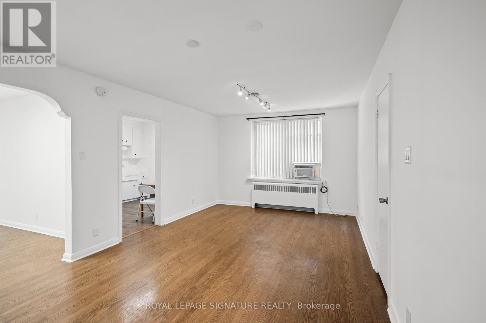 2nd Floor - 1138 Eglinton Avenue W, Toronto, Ontario  M6C 2E2 - Photo 5 - C12441285
