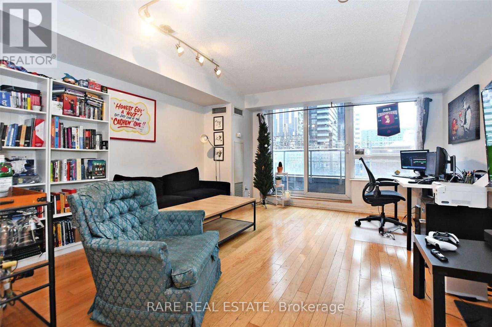 334 - 250 Wellington Street W, Toronto, Ontario  M5V 3P6 - Photo 4 - C12441295
