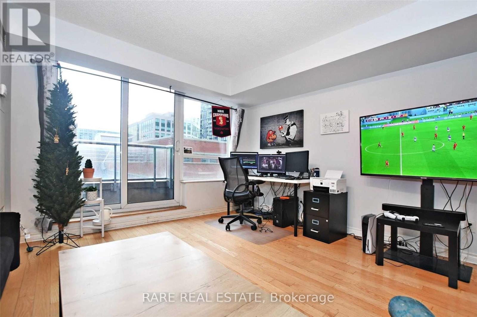 334 - 250 Wellington Street W, Toronto, Ontario  M5V 3P6 - Photo 6 - C12441295