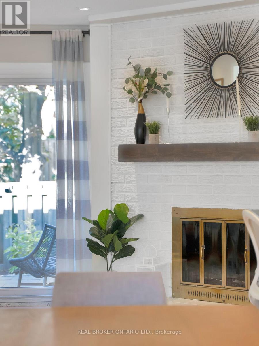 85 Cheryl Shepway, Toronto (Don Valley Village), Ontario  M2J 4R5 - Photo 13 - C12441331