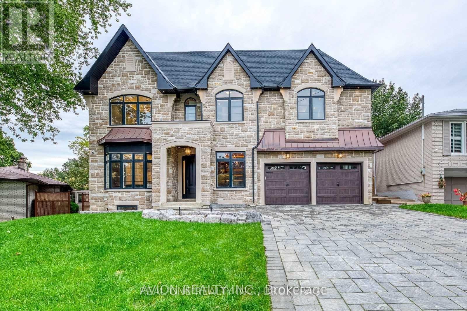 3 SUTCLIFFE DRIVE, Toronto, Ontario
