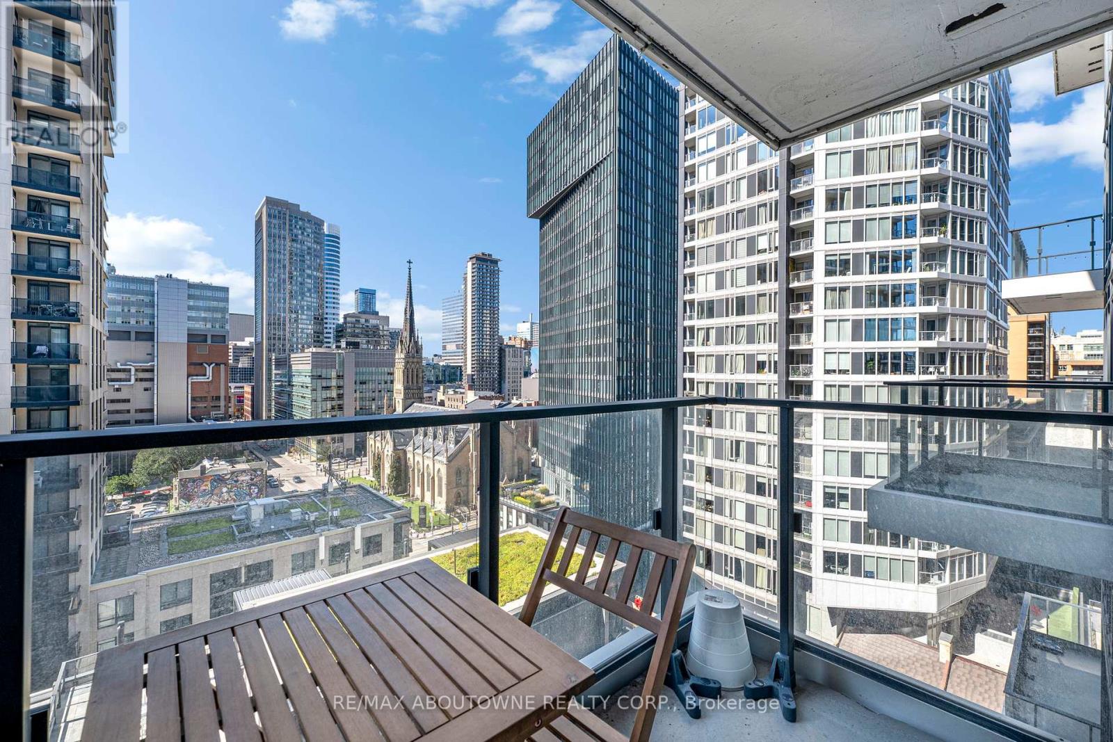 1516 - 77 Shuter Street, Toronto, Ontario  M5B 0B8 - Photo 26 - C12441354