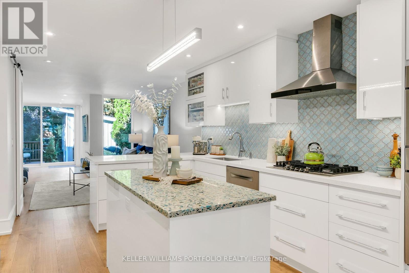 470 Merton Street, Toronto, Ontario  M4S 1B3 - Photo 9 - C12441361