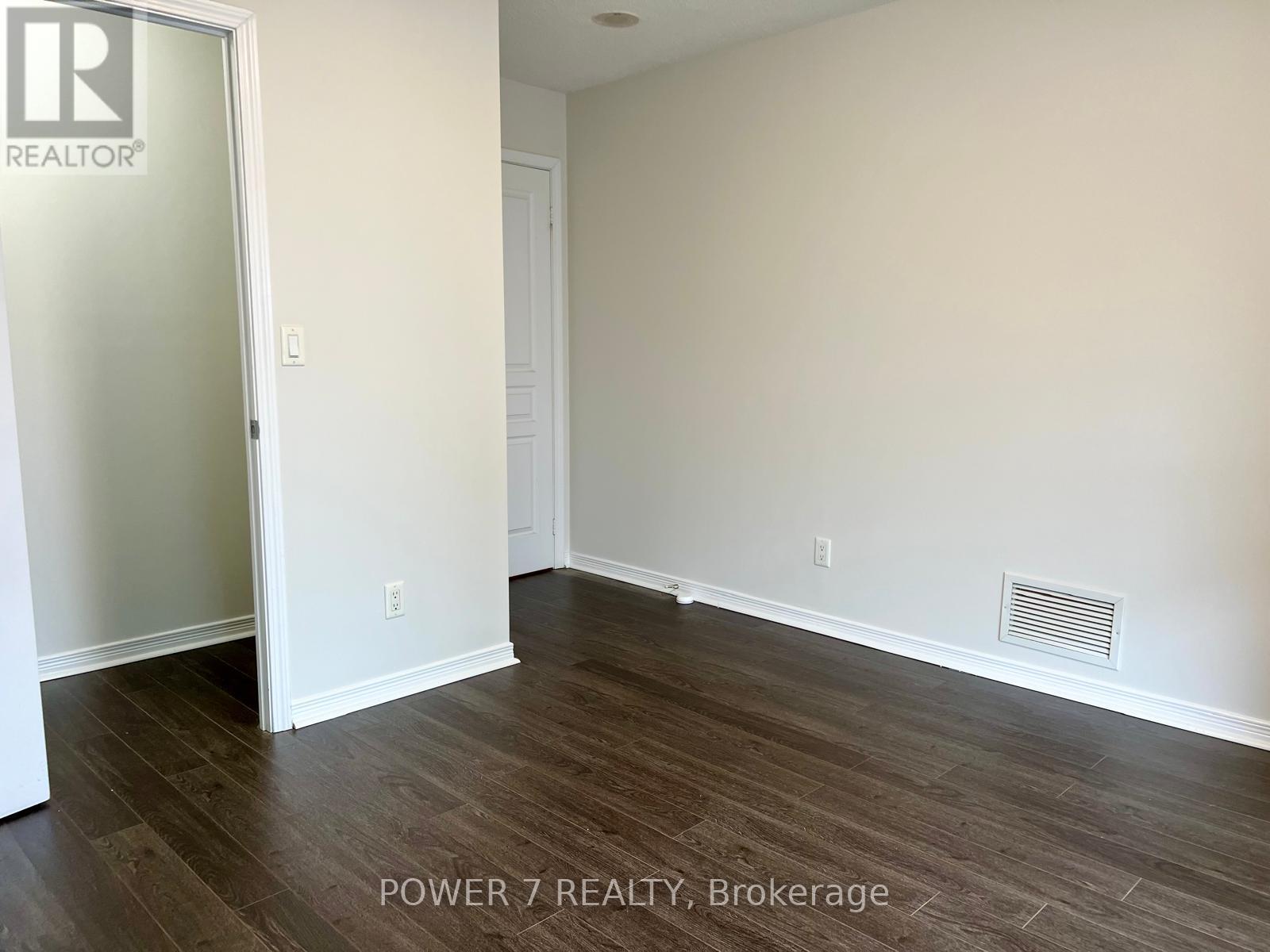 102 - 352 Front Street W, Toronto, Ontario  M5V 0K3 - Photo 11 - C12441364