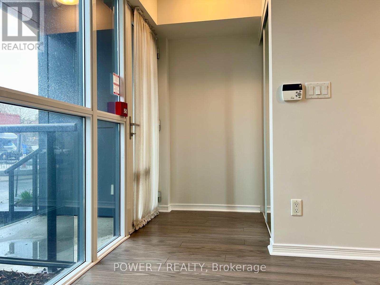 102 - 352 Front Street W, Toronto, Ontario  M5V 0K3 - Photo 2 - C12441364