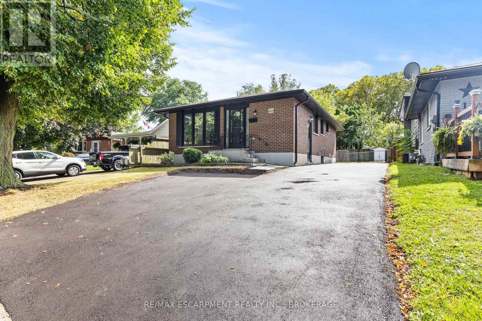 3139 Secord Place, Niagara Falls (Church's Lane), Ontario  L2J 3K5 - Photo 3 - X12441402