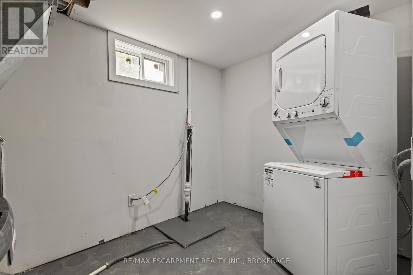 3139 Secord Place, Niagara Falls (Church's Lane), Ontario  L2J 3K5 - Photo 40 - X12441402