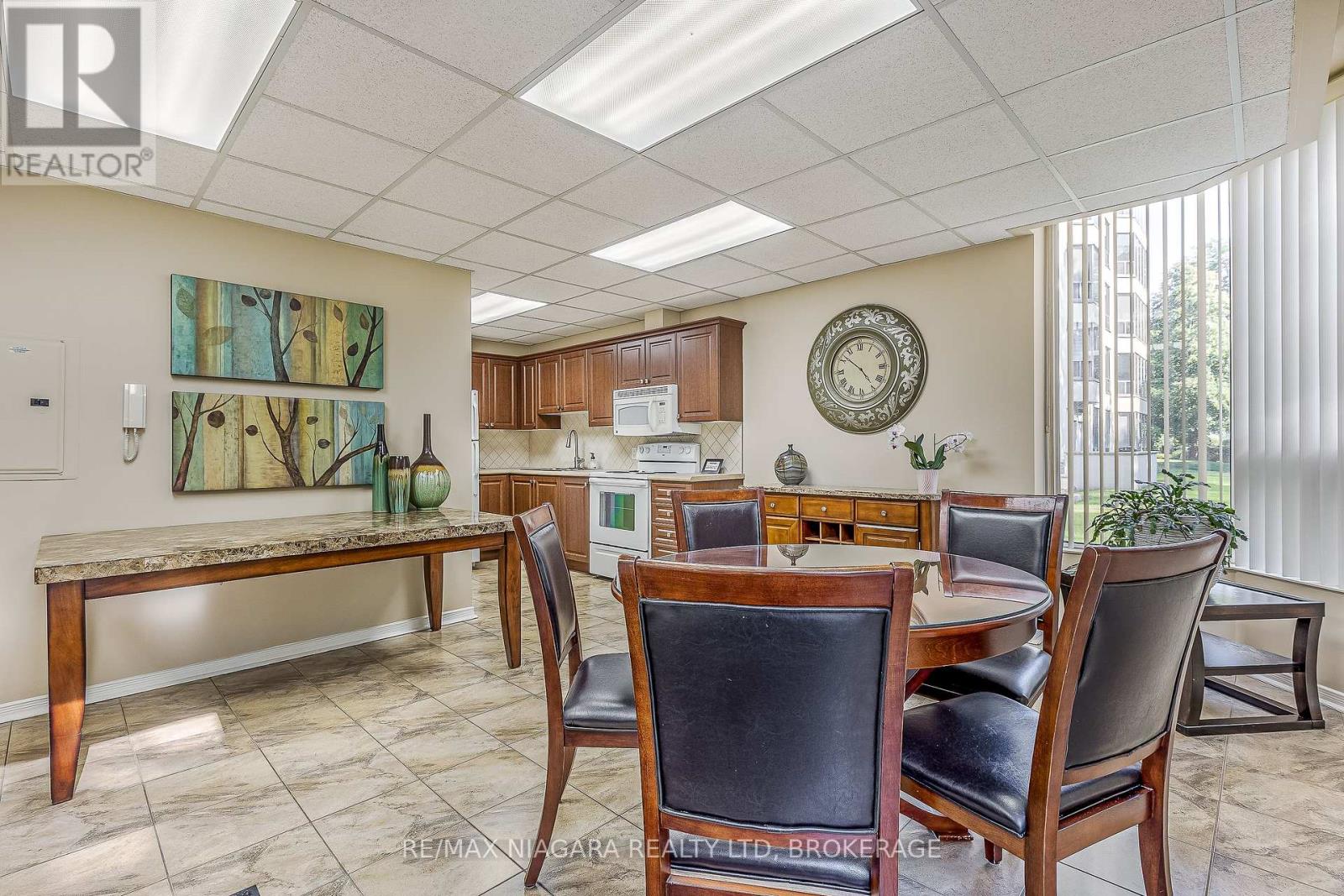 307 - 81 Scott Street, St. Catharines (Lakeport), Ontario  L2N 7L5 - Photo 23 - X12441435