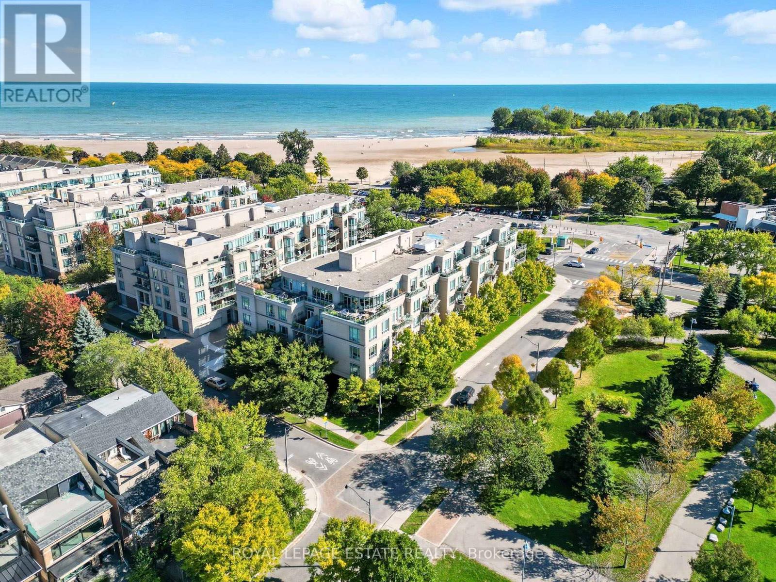 Ph9 - 9 Boardwalk Drive, Toronto (The Beaches), Ontario  M4L 6T1 - Photo 2 - E12441303