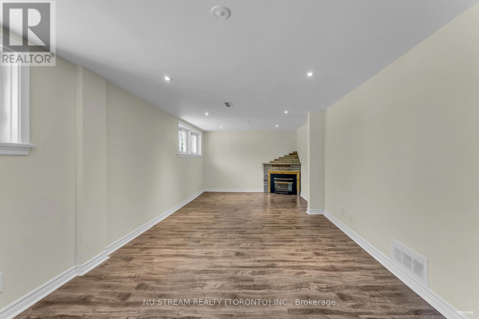 (Lower)23 Wythenshawe Wood, Toronto, Ontario  M1E 1H1 - Photo 3 - E12441330