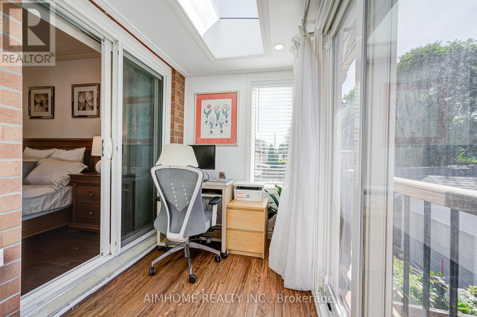 96 Highfield Road, Toronto, Ontario  M4L 2V1 - Photo 26 - E12441337