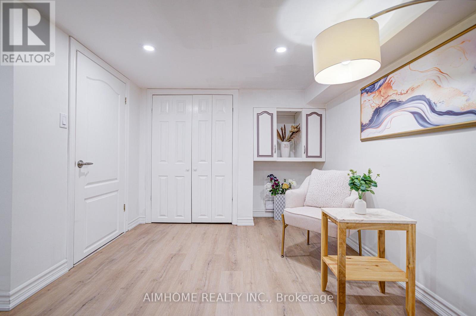 96 Highfield Road, Toronto, Ontario  M4L 2V1 - Photo 34 - E12441337