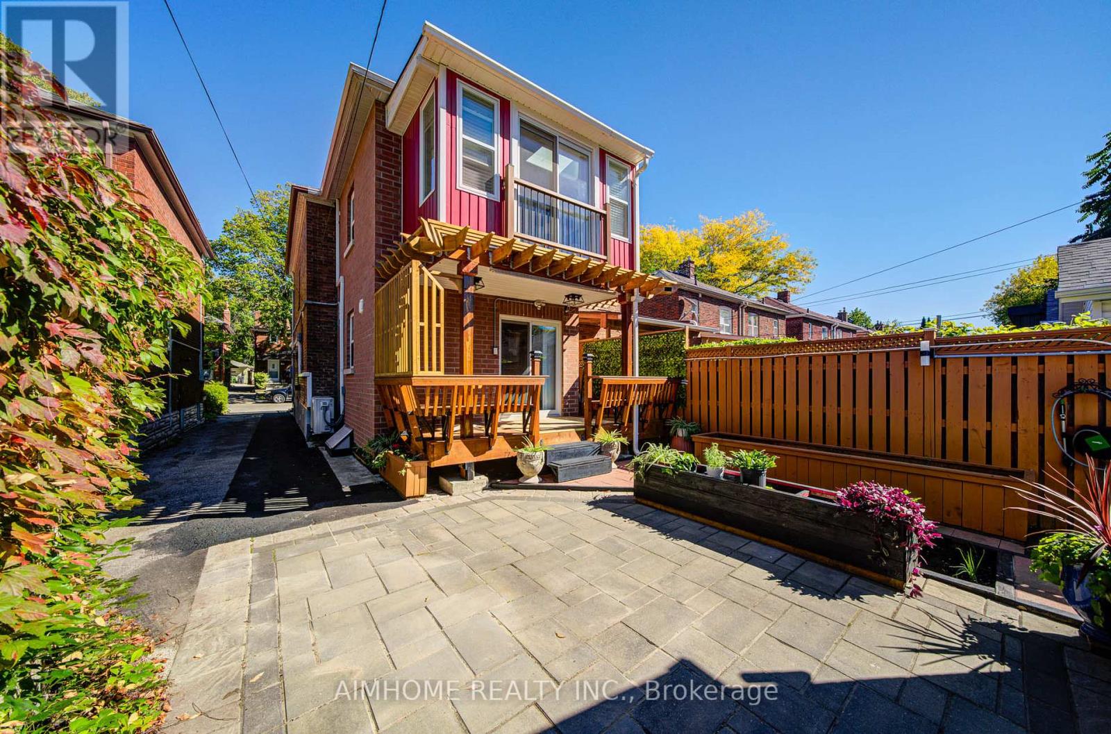 96 Highfield Road, Toronto, Ontario  M4L 2V1 - Photo 42 - E12441337